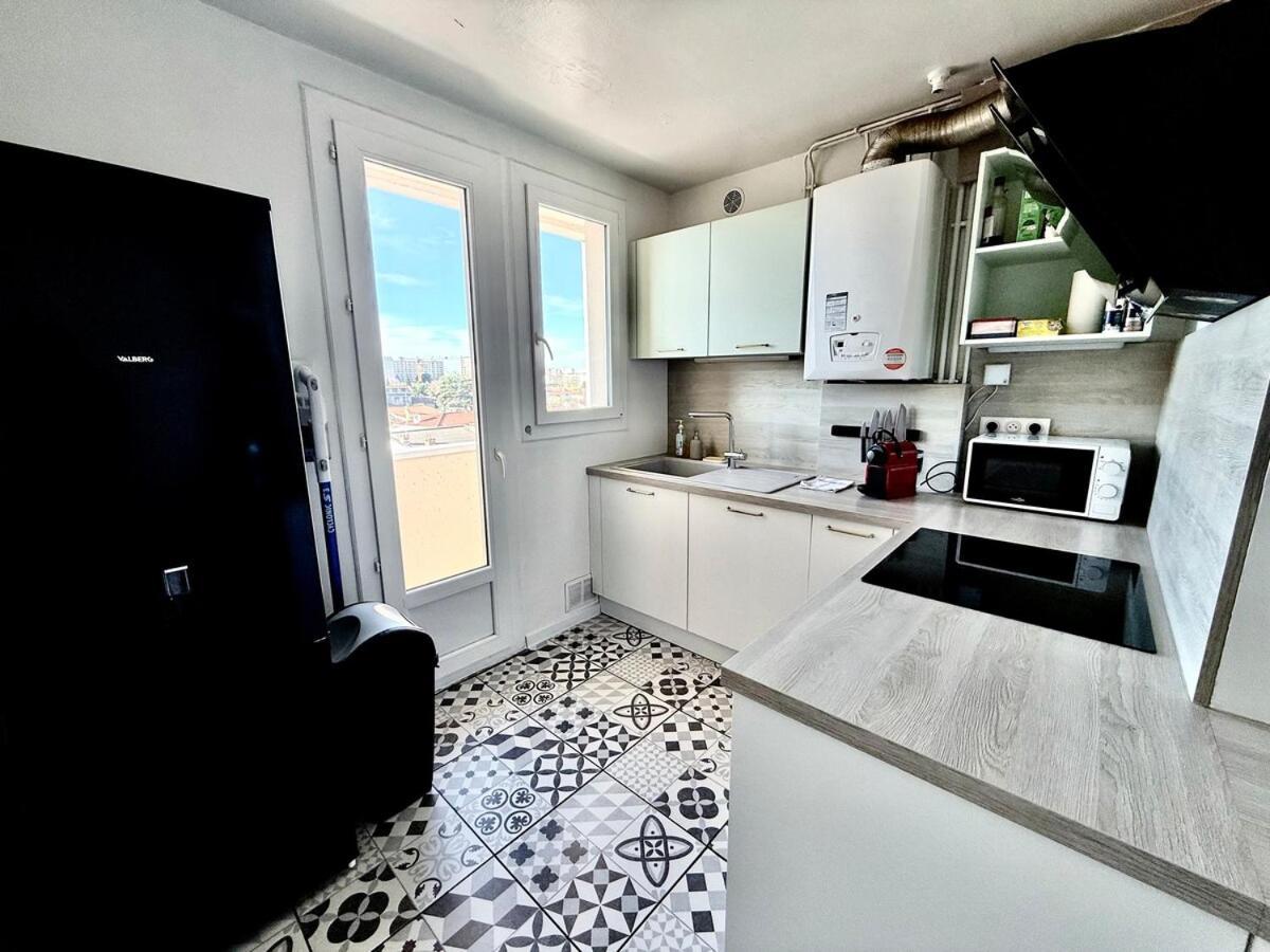 Appartement Au Pied Du Metro. Тулуза Екстериор снимка